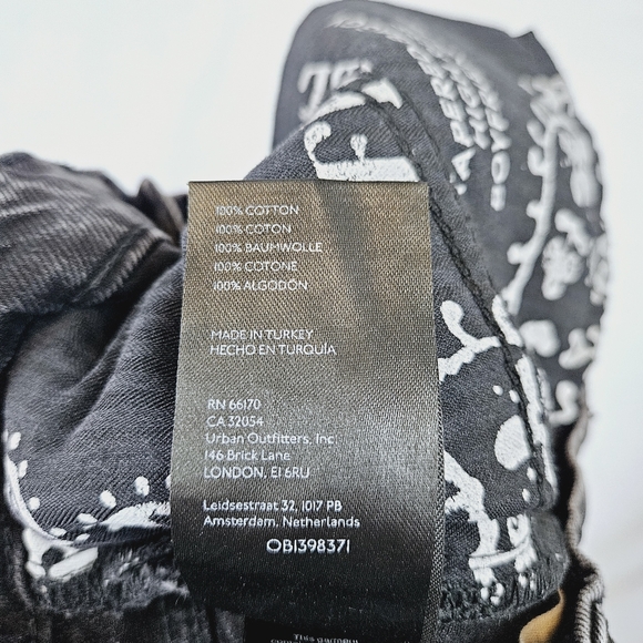 Free People We the Free Tapered Baggy Boyfriend Jean size 25 - Picture 13 of 13